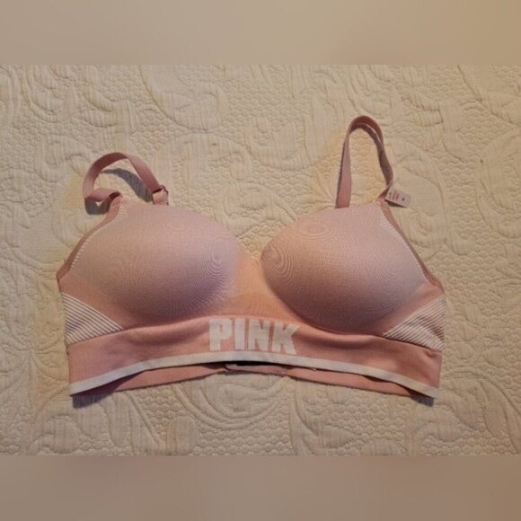 Pink Victoria's Secret size Medium Cool & Comfy wireless light lined, New - Picture 1 of 6